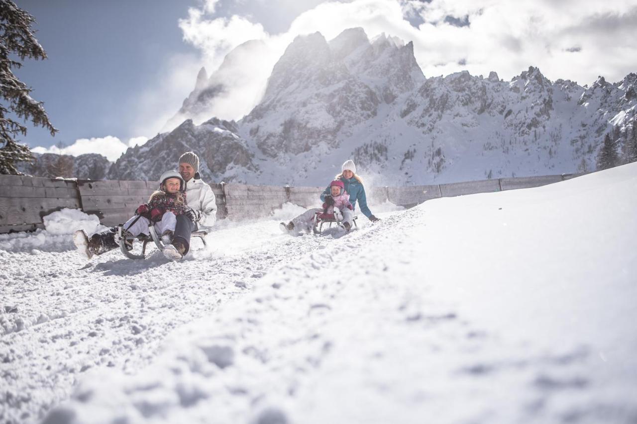 Alpenwellnesshotel St. Veit Sexten Bagian luar foto